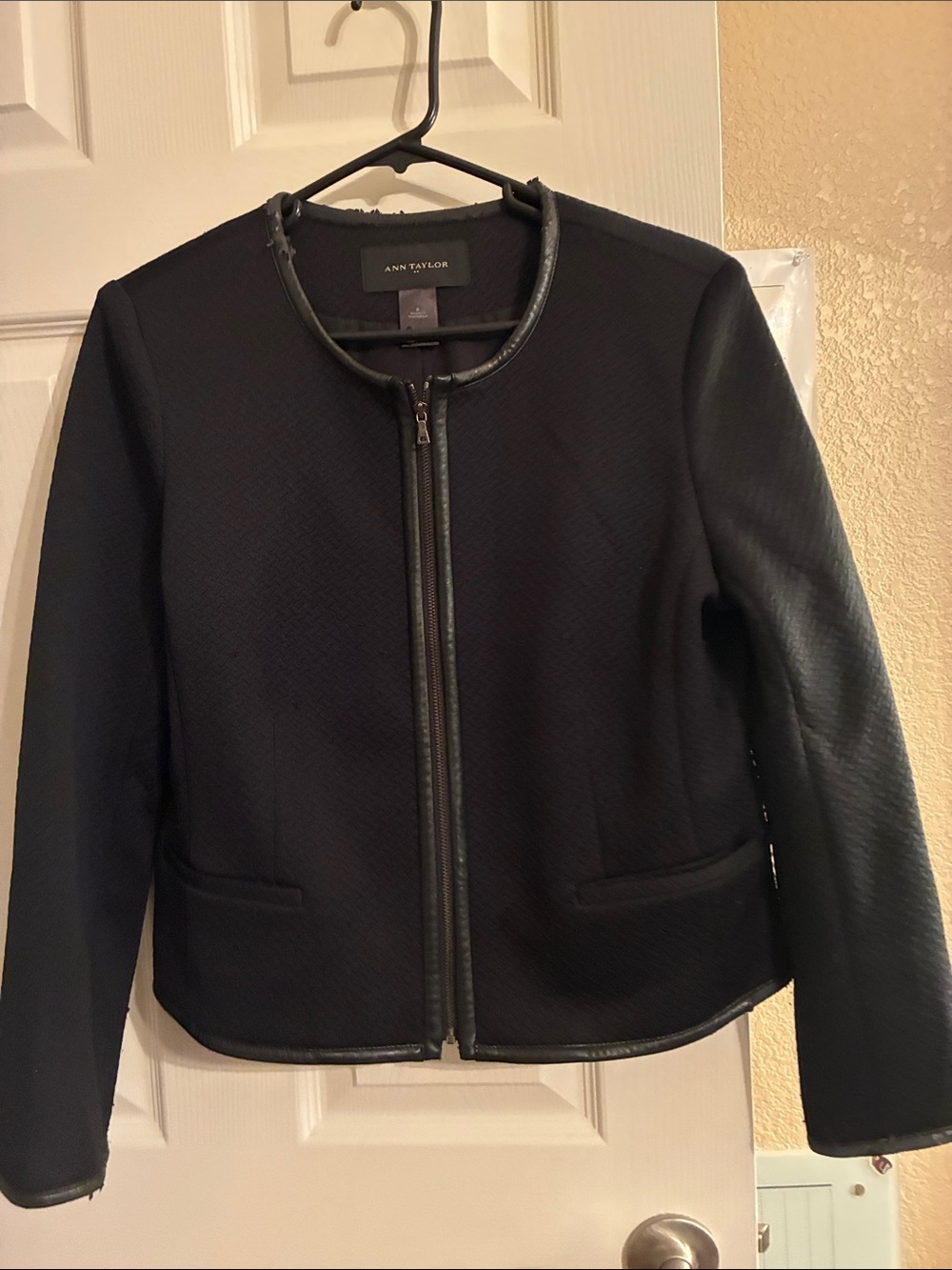 Ann Taylor Black Textured Zip-Front Collarless Jacket